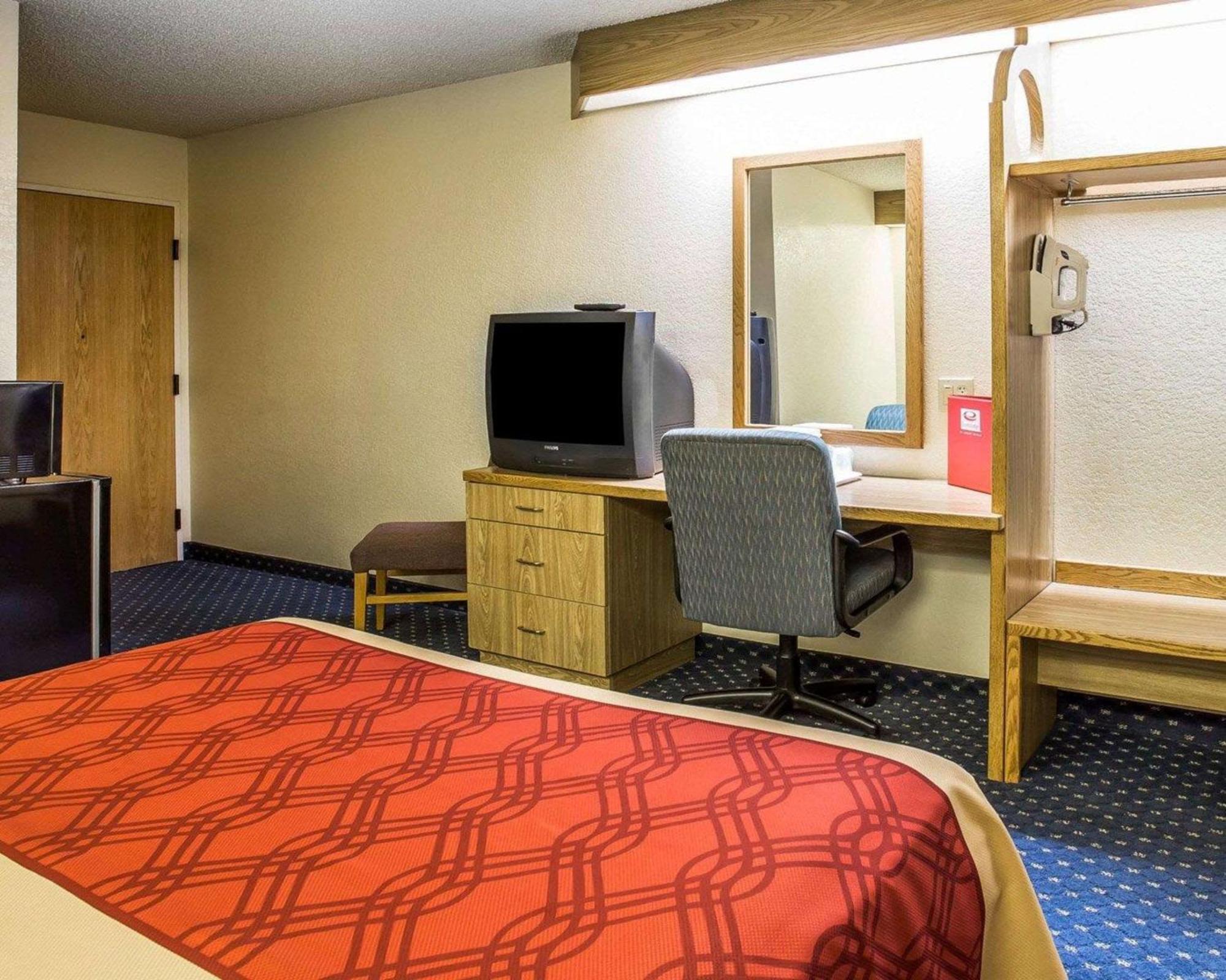Econo Lodge Denver International Airport Aurora Exterior photo